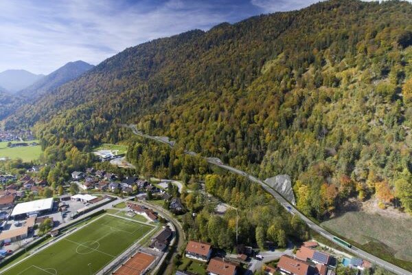 B 23, Ortsumgehung Oberau